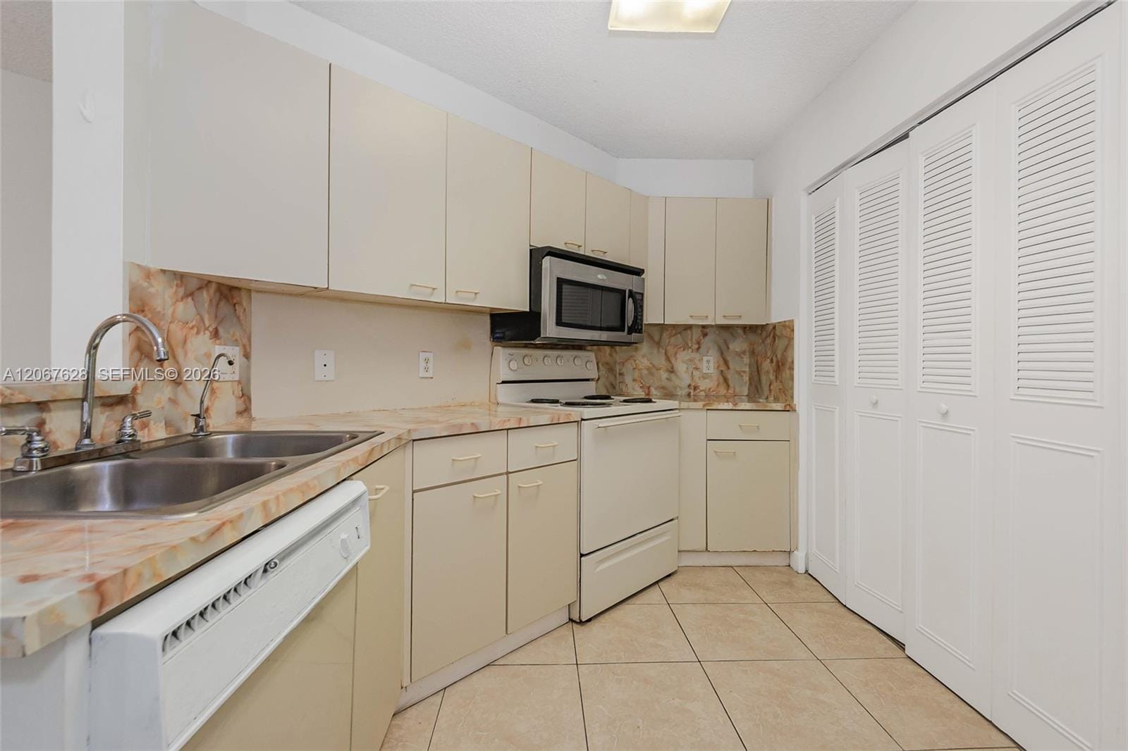 6272 NW 186th Street 106, Miami, FL 33015 photo 25