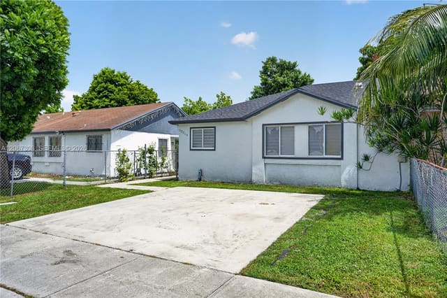 12219 SW 198th Terrace, Miami, FL 33177