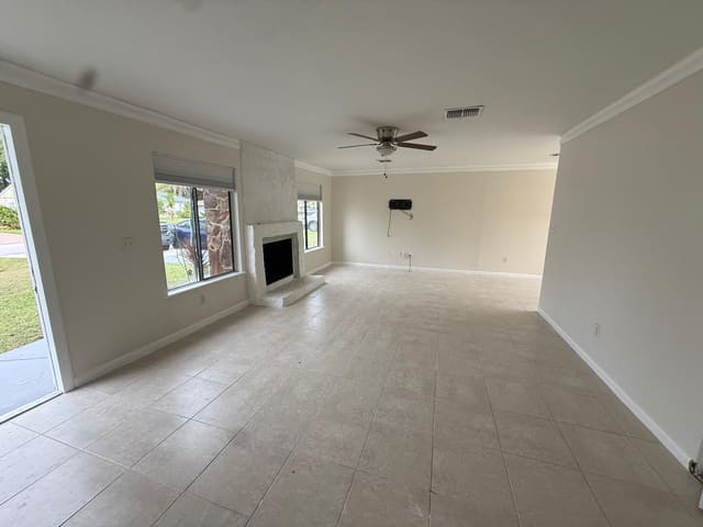 2289 SE Carnation Avenue, Port St. Lucie, FL 34952