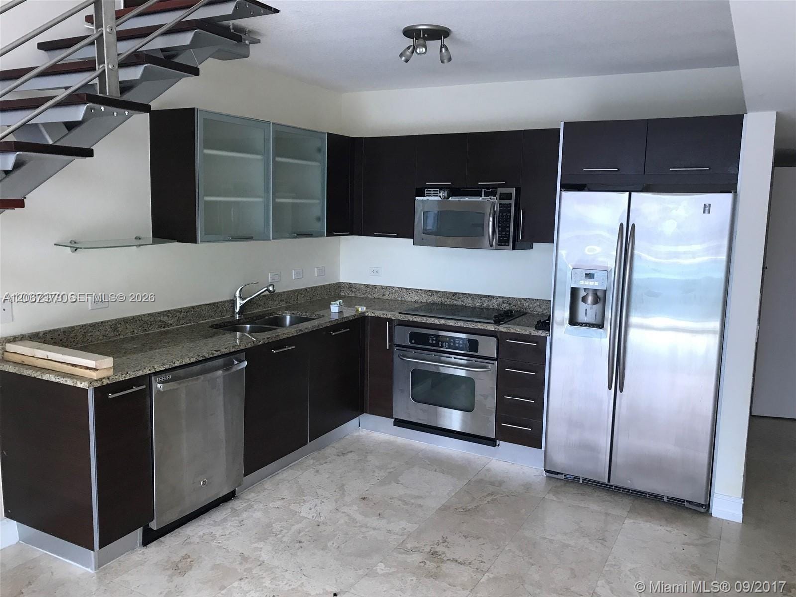 41 SE 5th Street 1606 — photo 3