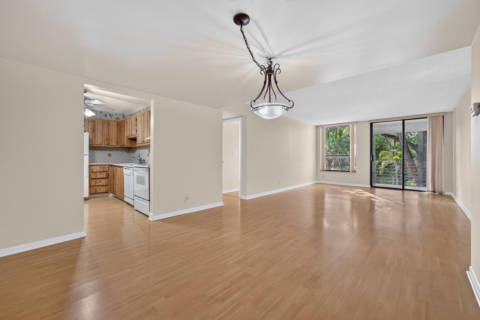 7750 W MCNAB Road 316, Tamarac, FL 33321 photo 13