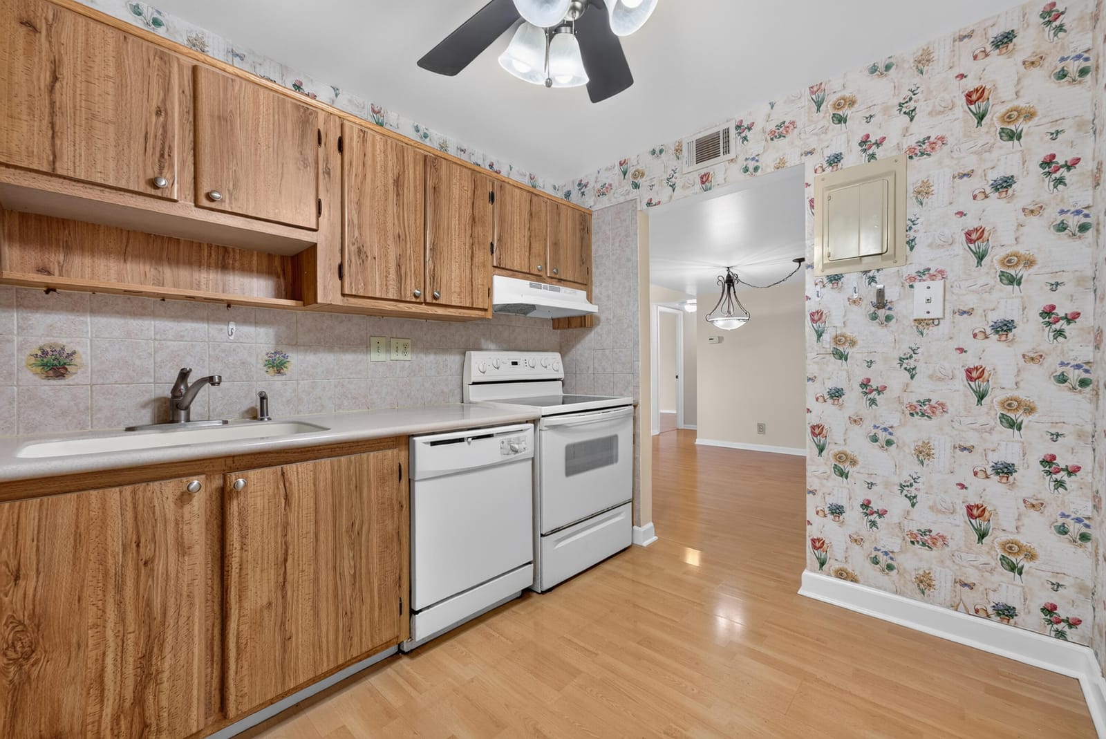 7750 W MCNAB Road 316, Tamarac, FL 33321 photo 15