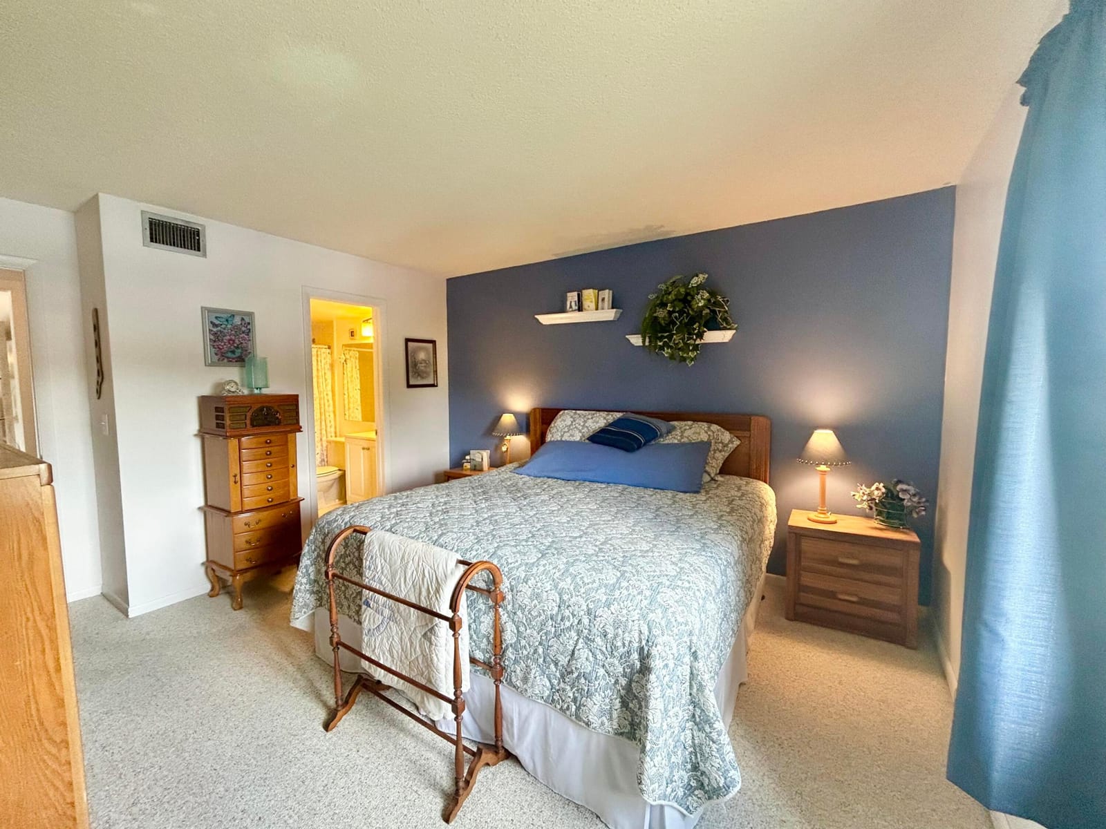 132 Lake Pine Circle B-2 — photo 4