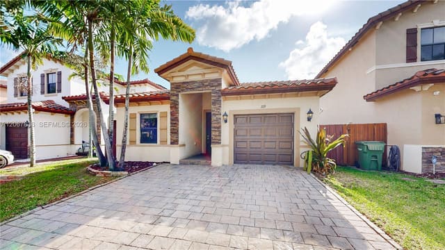 729 SE 34th Avenue, Homestead, FL 33033