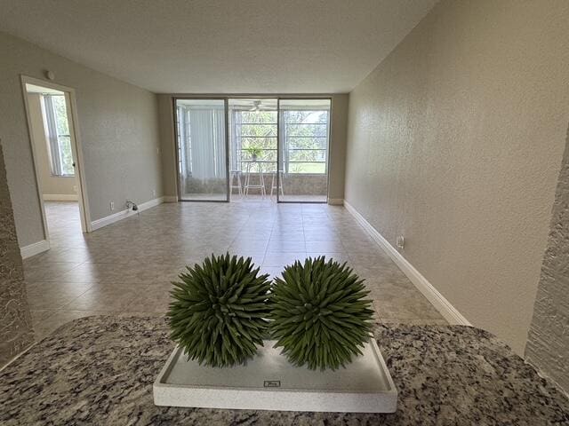 8411 LAGOS DE CAMPO Boulevard 204U, Tamarac, FL 33321