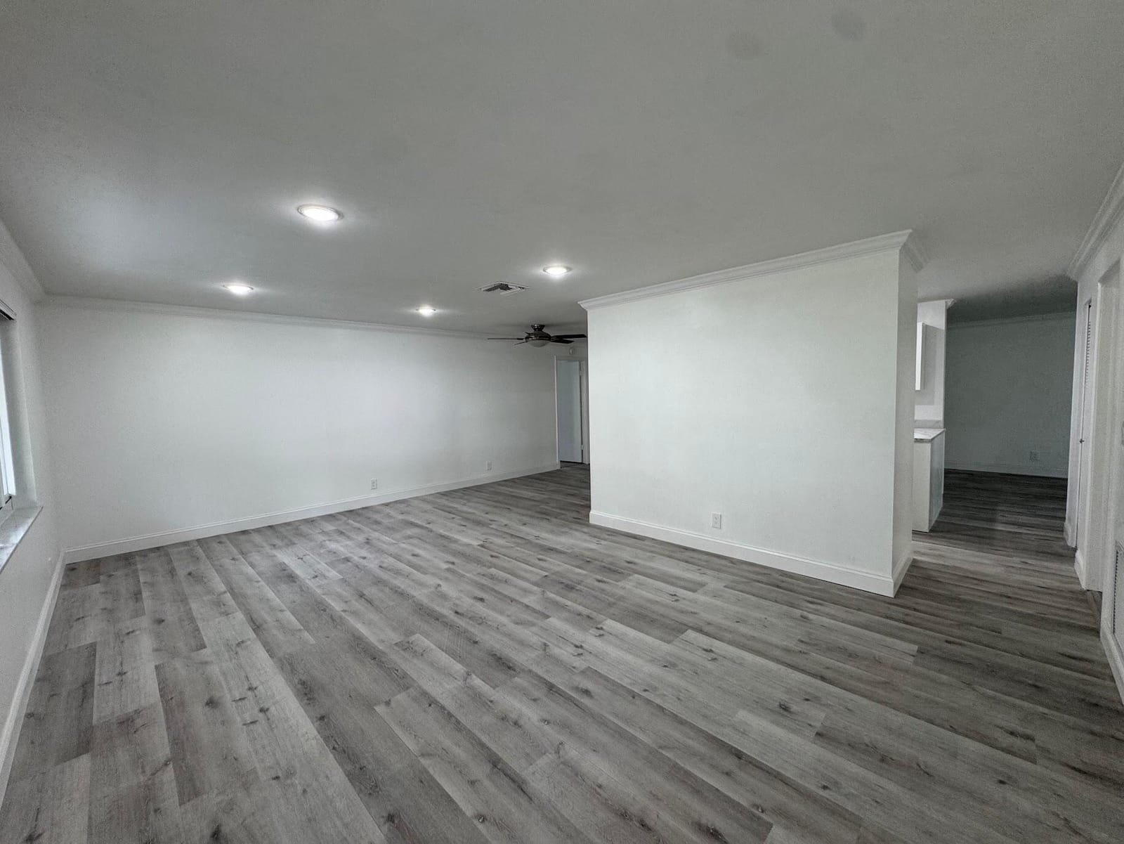 1331 W Campanelli Drive — photo 3