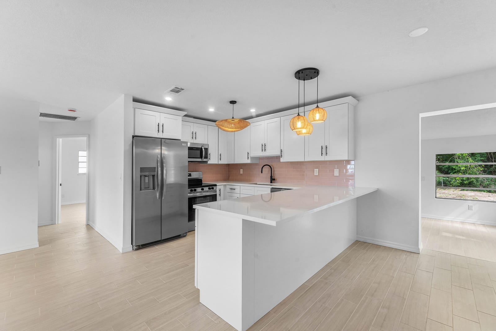 6185 SE AUDUBON Lane — photo 2