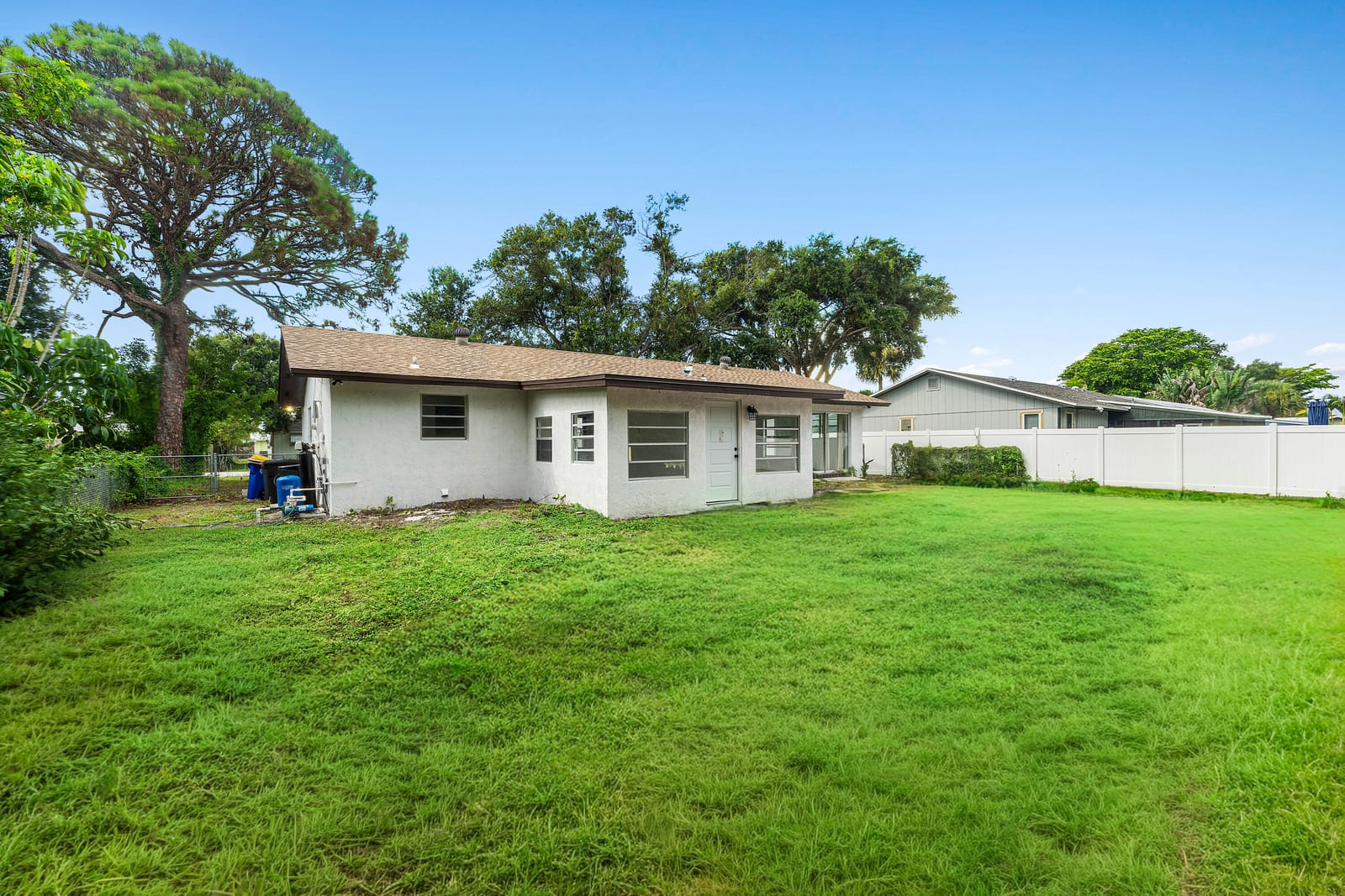 6185 SE AUDUBON Lane, Hobe Sound, FL 33455 photo 18