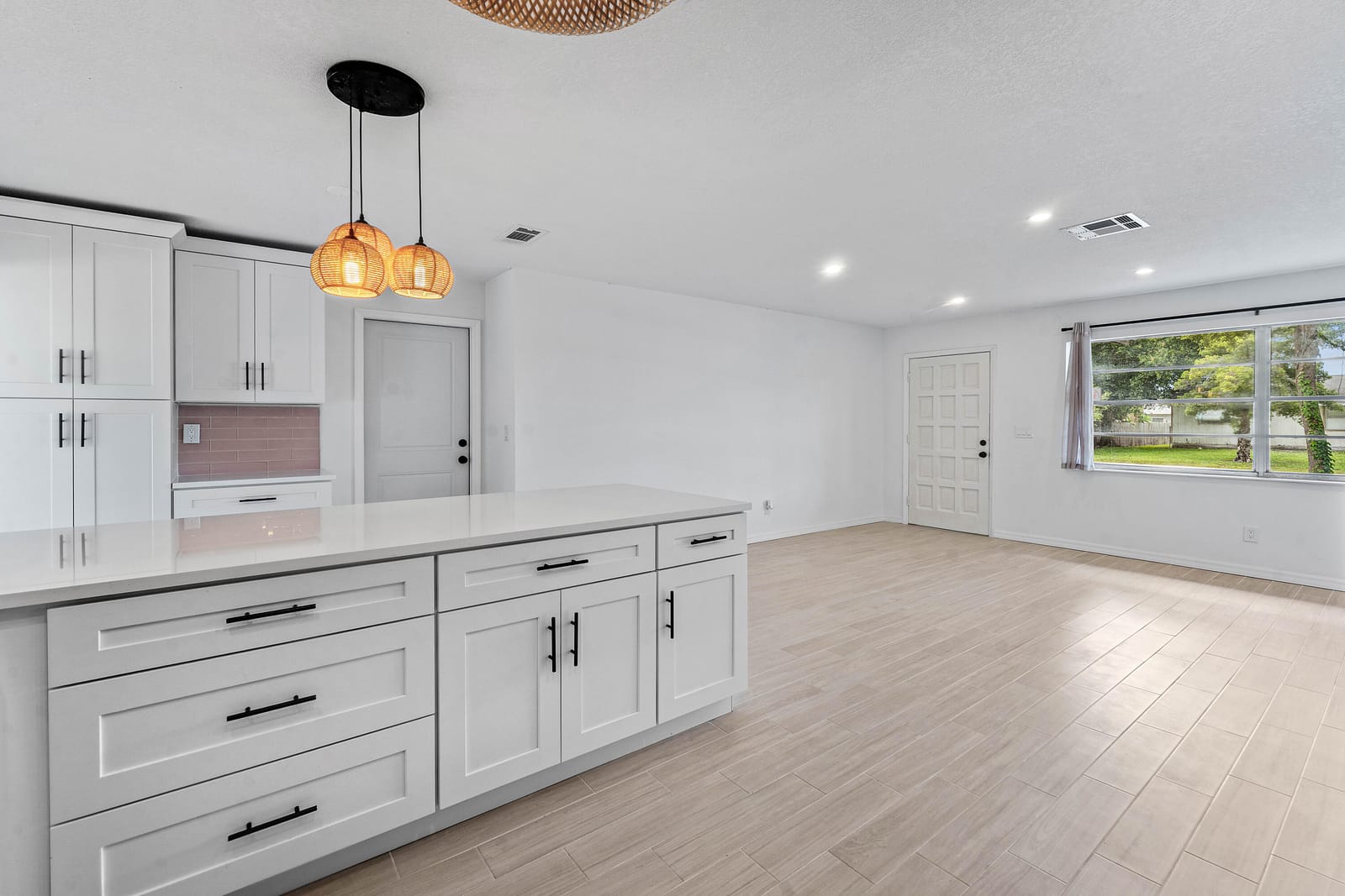 6185 SE AUDUBON Lane — photo 4