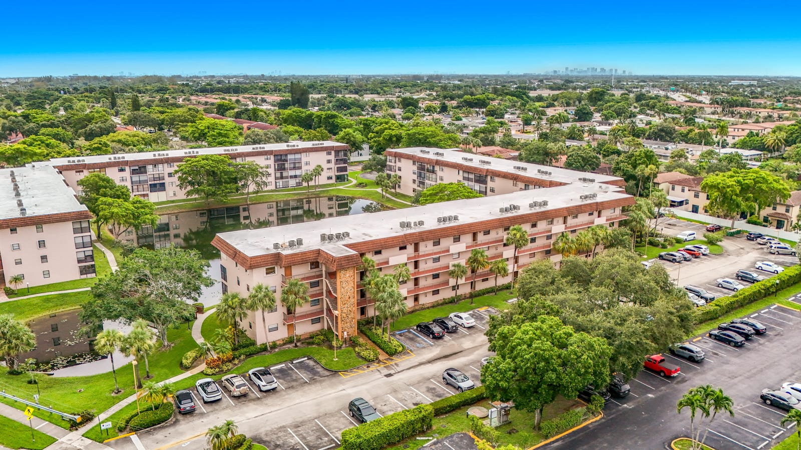 4970 E Sabal Palm Boulevard 412, Tamarac, FL 33319 photo 3