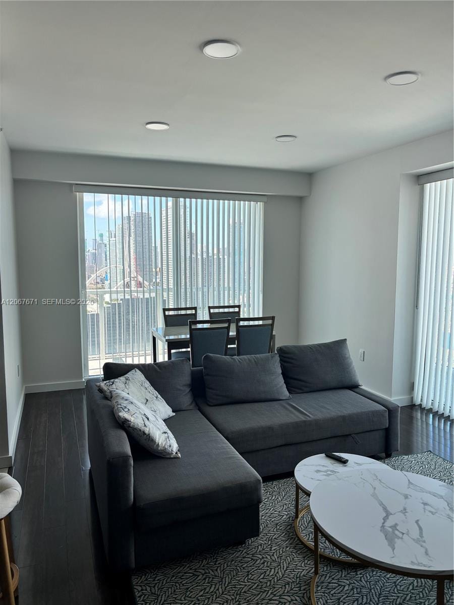 1900 N Bayshore Drive 4011 — photo 4
