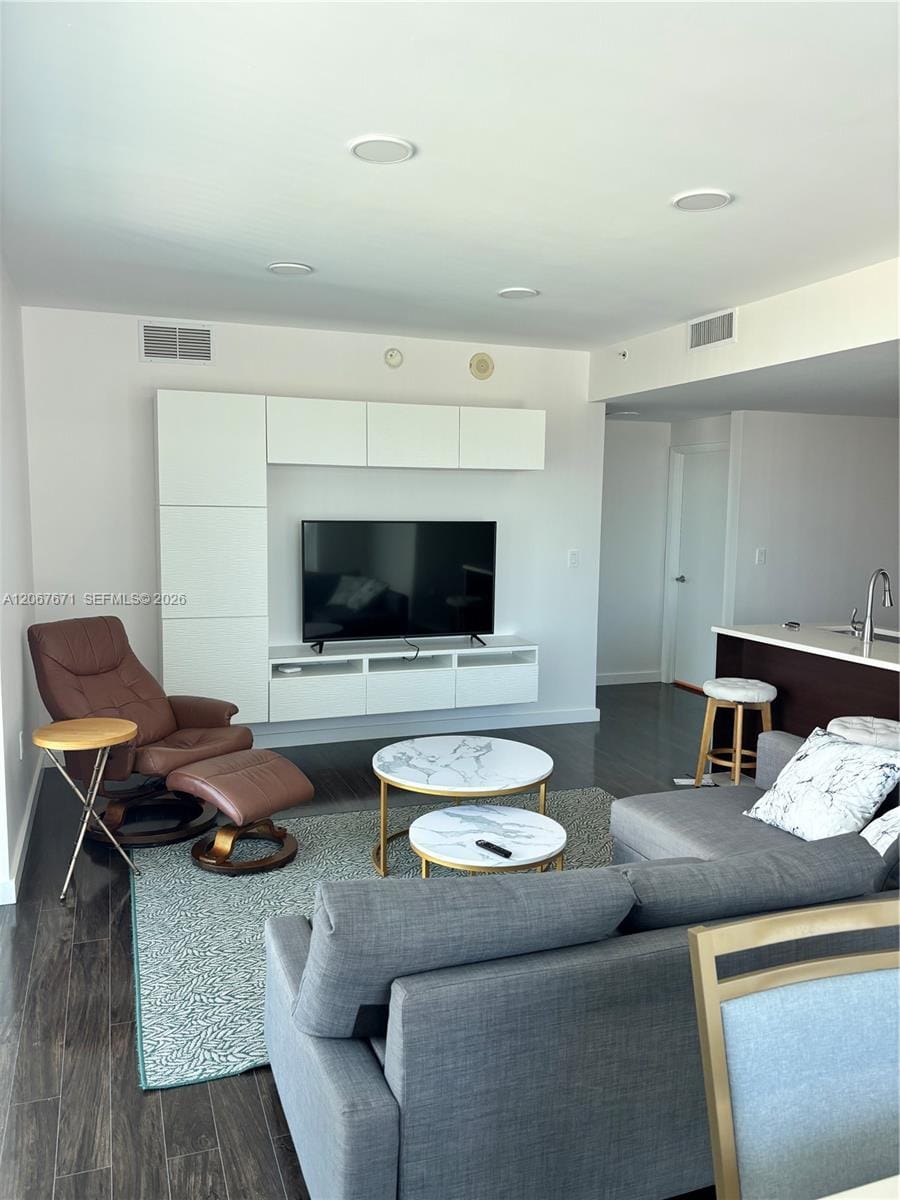 1900 N Bayshore Drive 4011 — photo 5