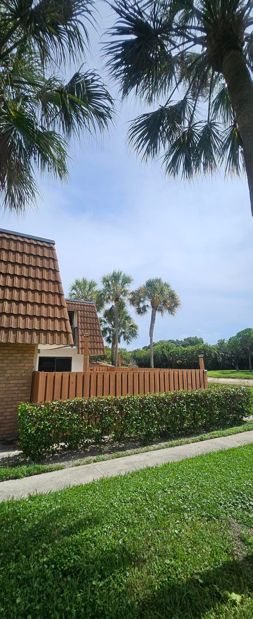 141 Heritage Way SE, West Palm Beach, FL 33407 photo 20