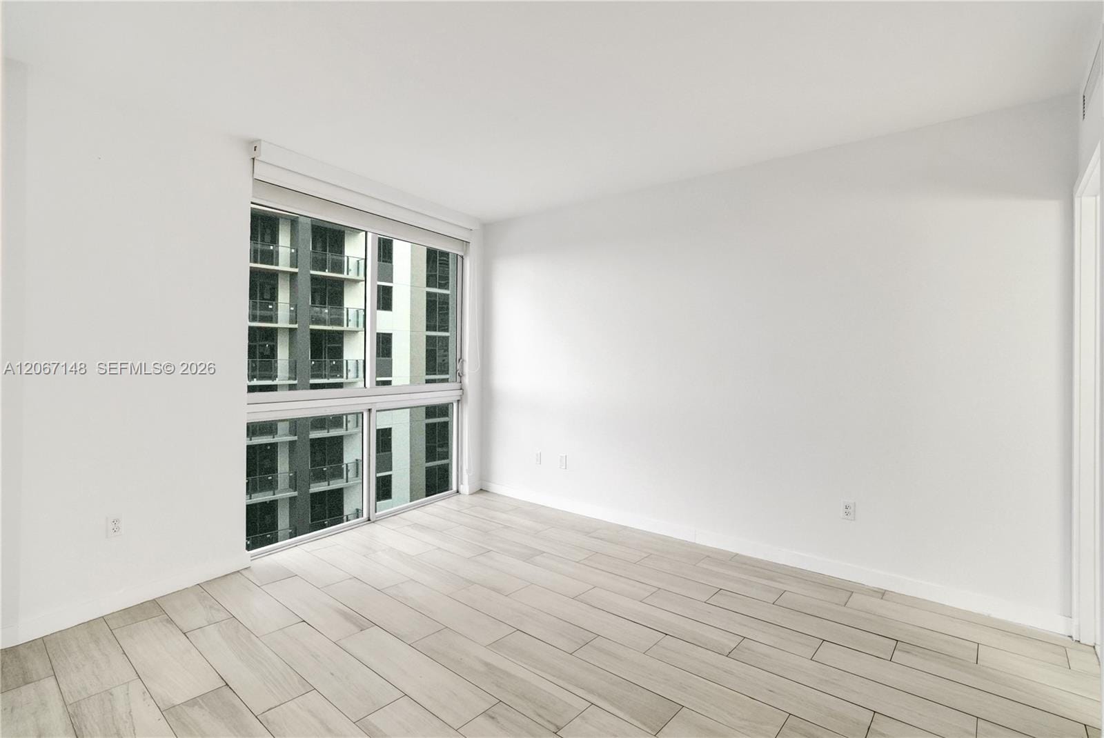 1010 SW 2nd Avenue 1708, Miami, FL 33130 photo 29