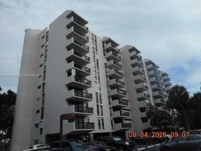 4800 Bayview Drive 802, Fort Lauderdale, FL 33308 photo 1