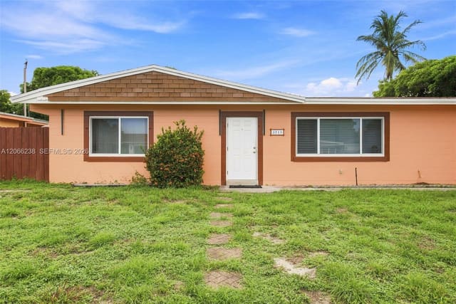 3713 NE 16th Avenue A, Pompano Beach, FL 33064