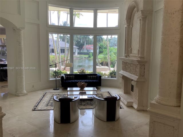 10430 Kestrel Street, Plantation, FL 33324