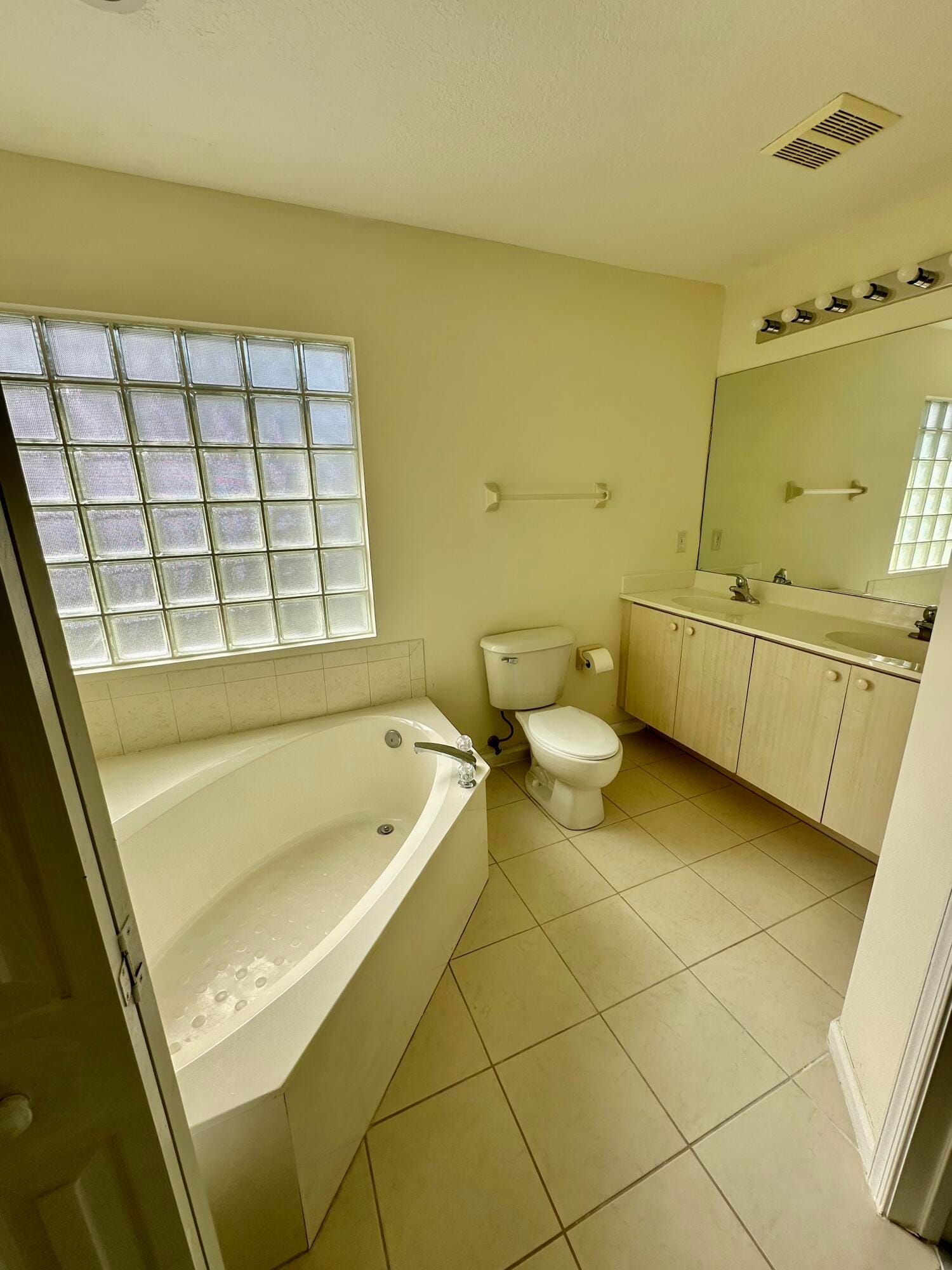 5780 Azalea Circle, West Palm Beach, FL 33415 photo 7