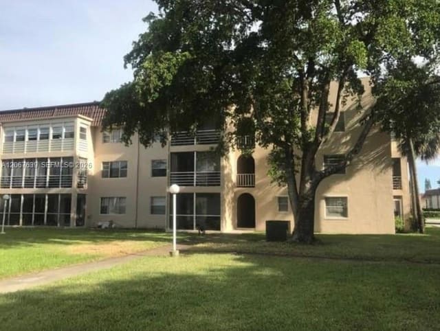 2700 Riverside Drive 108-B, Coral Springs, FL 33065