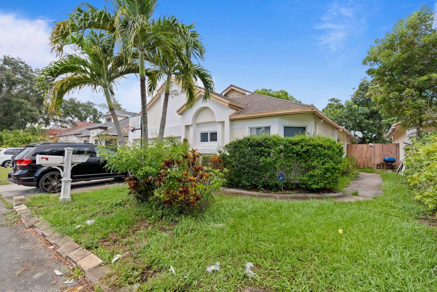 312 BISHOP Road — photo 3