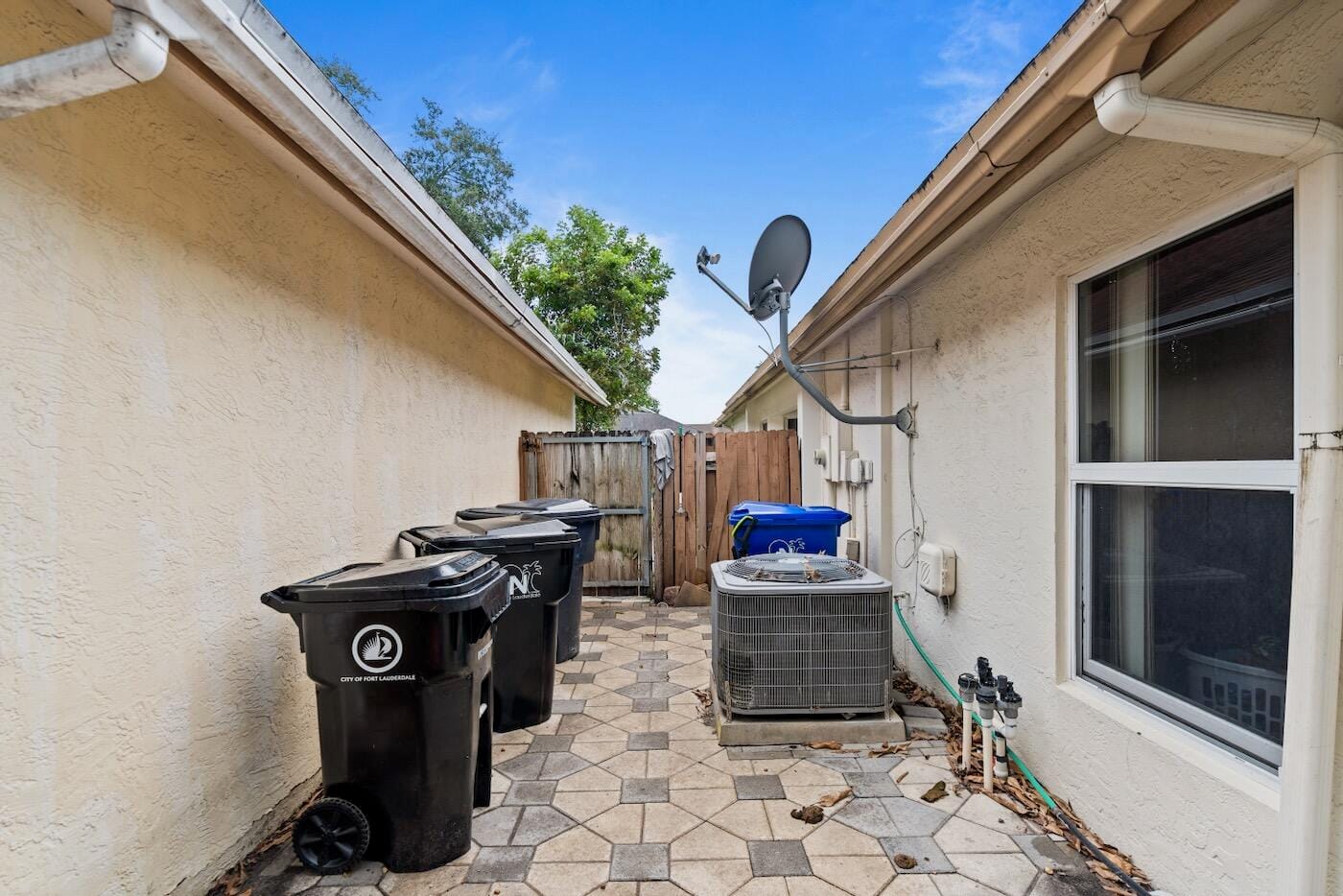 312 BISHOP Road, North Lauderdale, FL 33068 photo 18