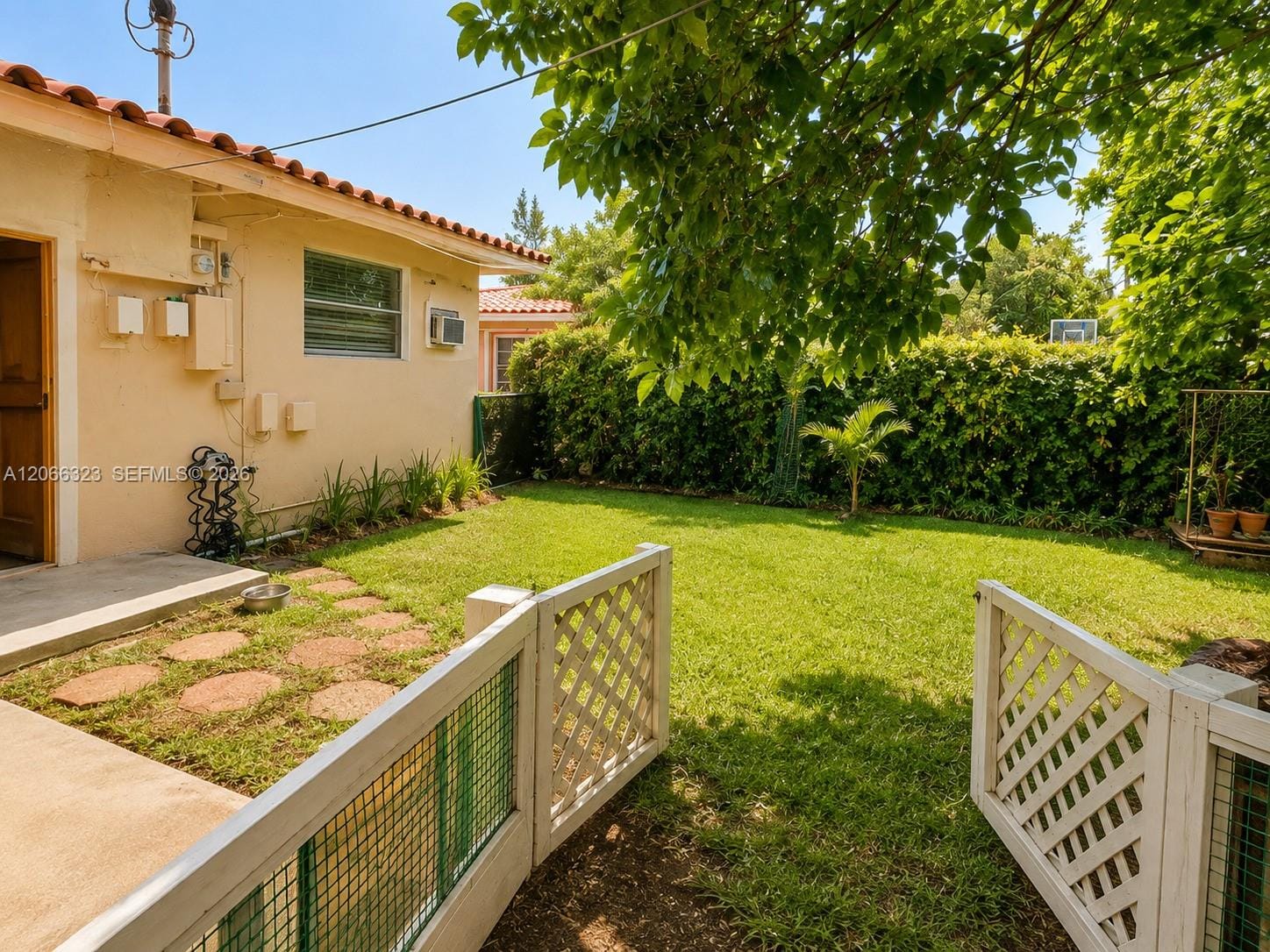 470 NW 52nd Avenue, Miami, FL 33126