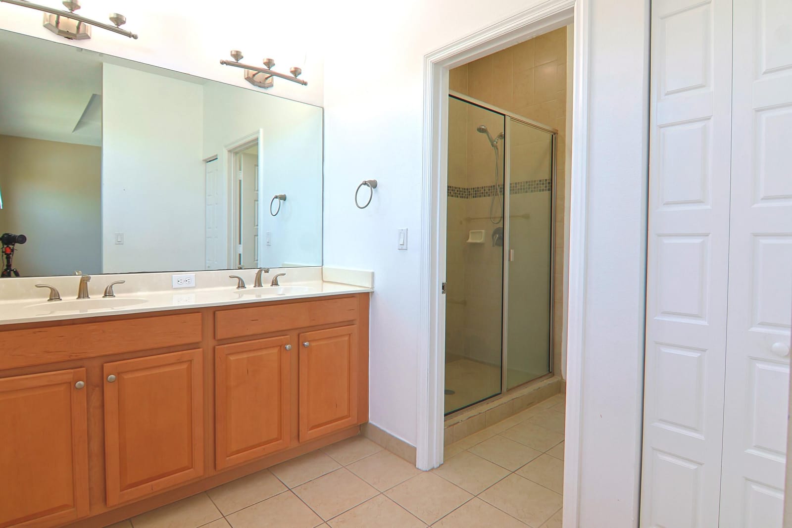 634 NE 193RD Terrace, Miami, FL 33179 photo 14