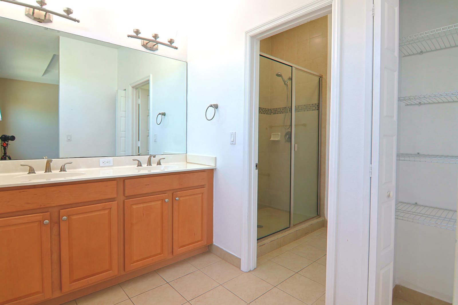 634 NE 193RD Terrace, Miami, FL 33179 photo 15