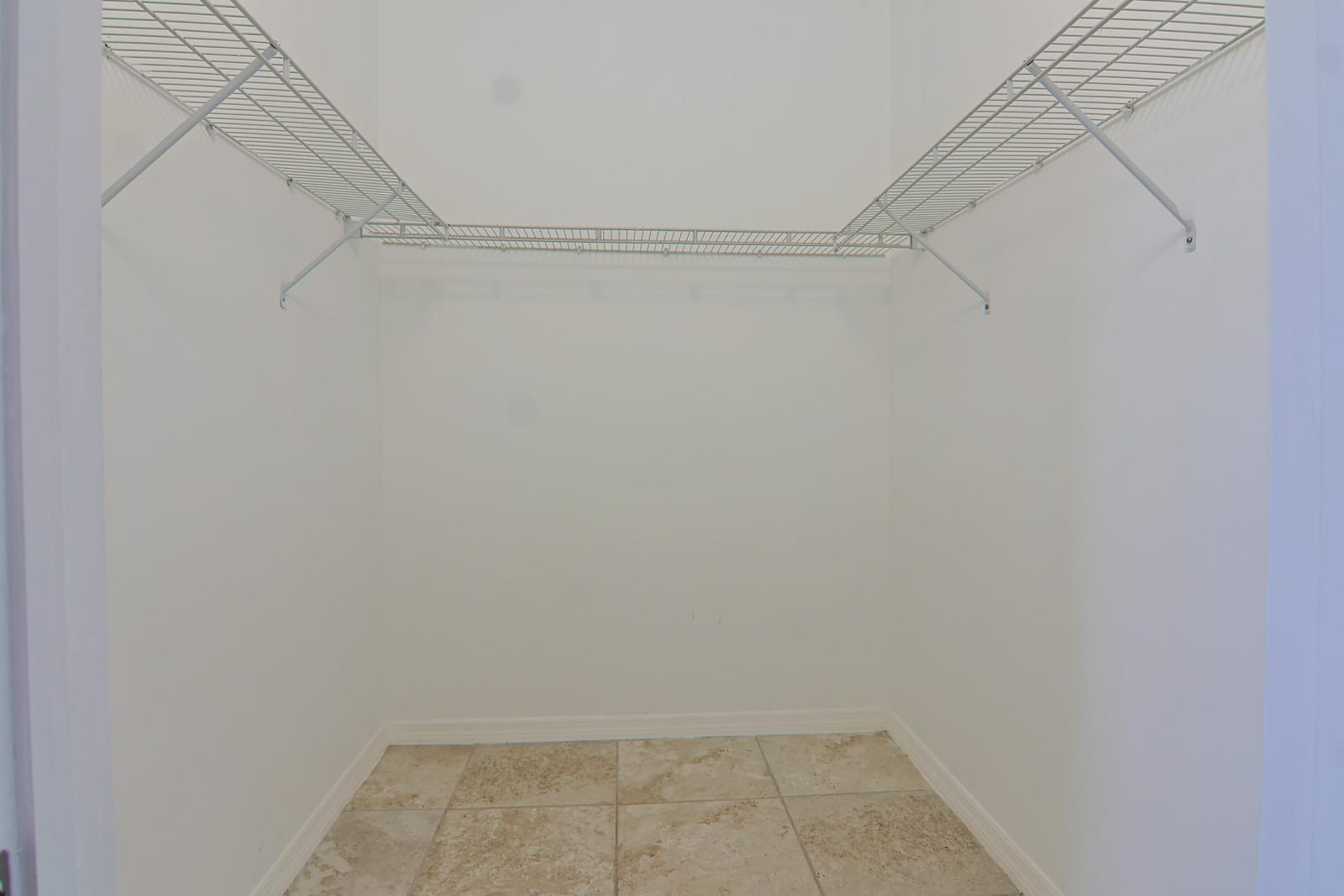 634 NE 193RD Terrace, Miami, FL 33179 photo 17