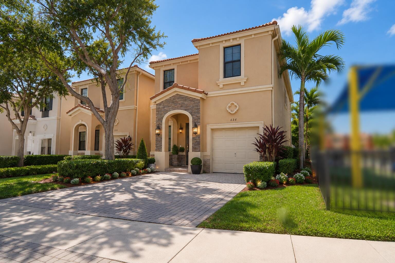 634 NE 193RD Terrace, Miami, FL 33179 photo 28