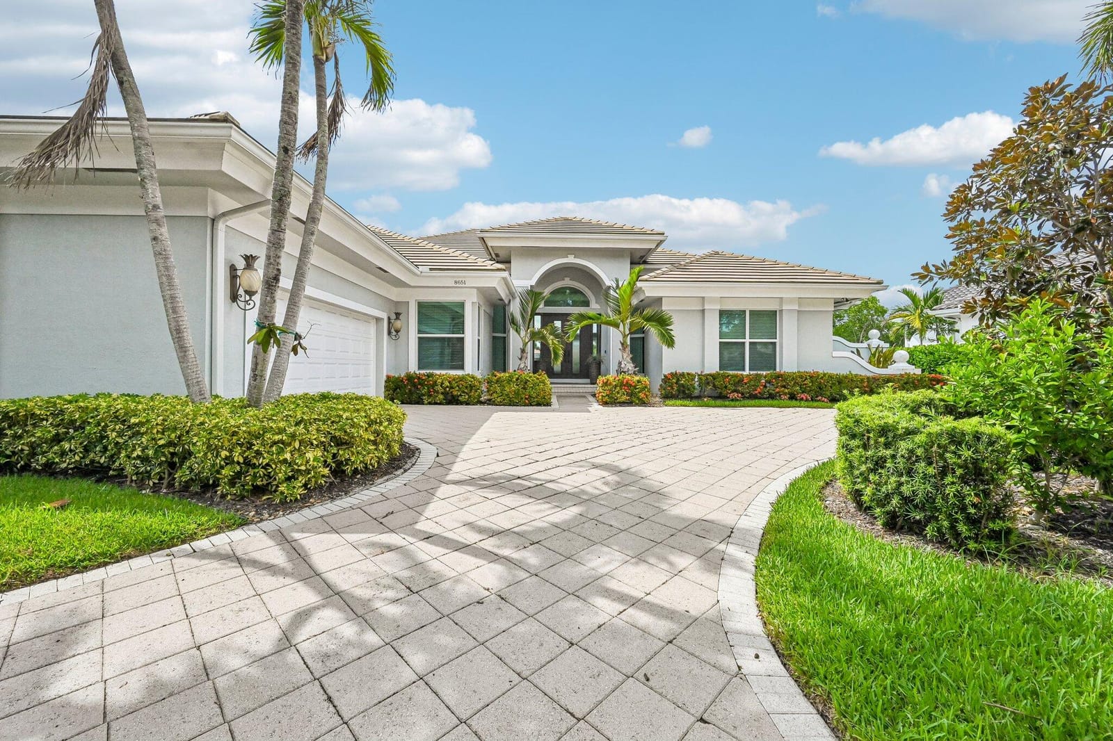 8651 SE Somerset Island Way — photo 4