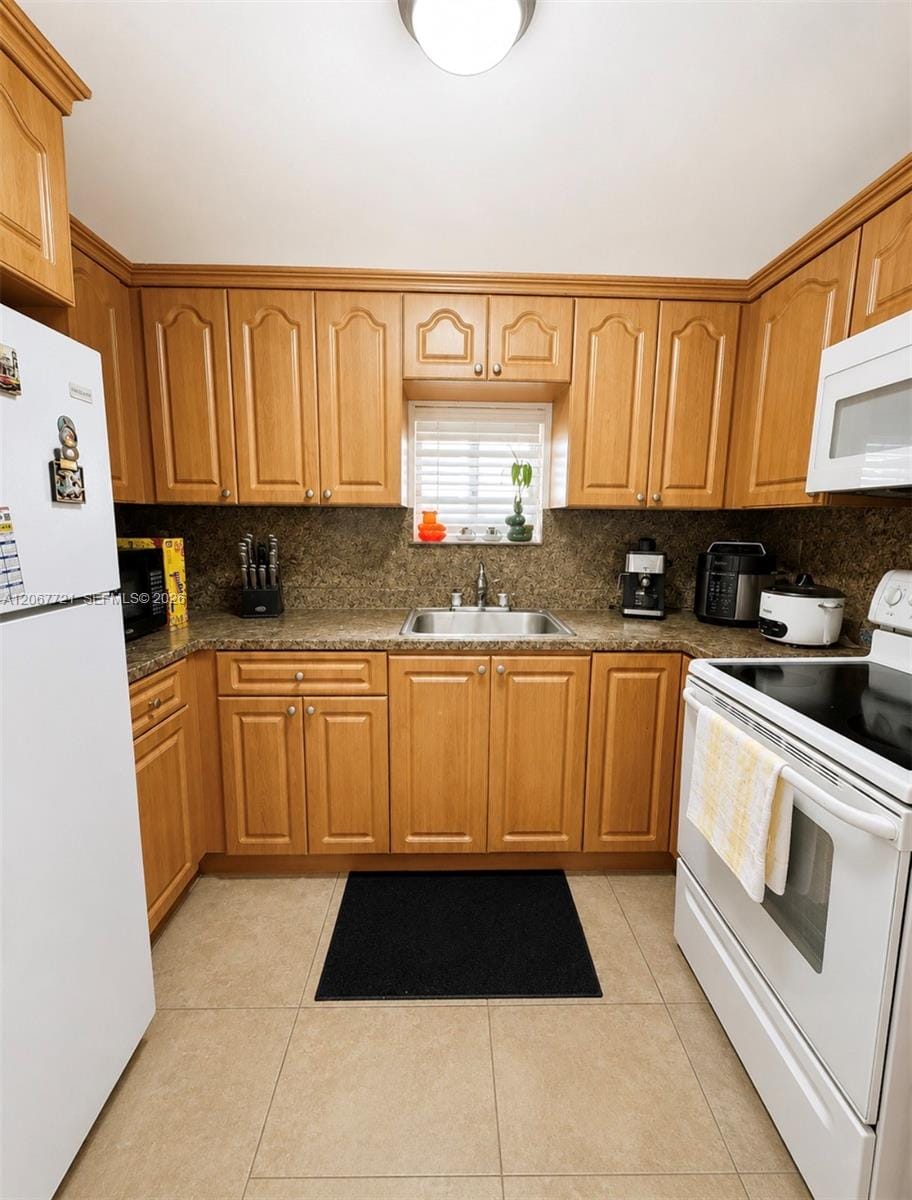 5611 W 25th Court 8A — photo 8