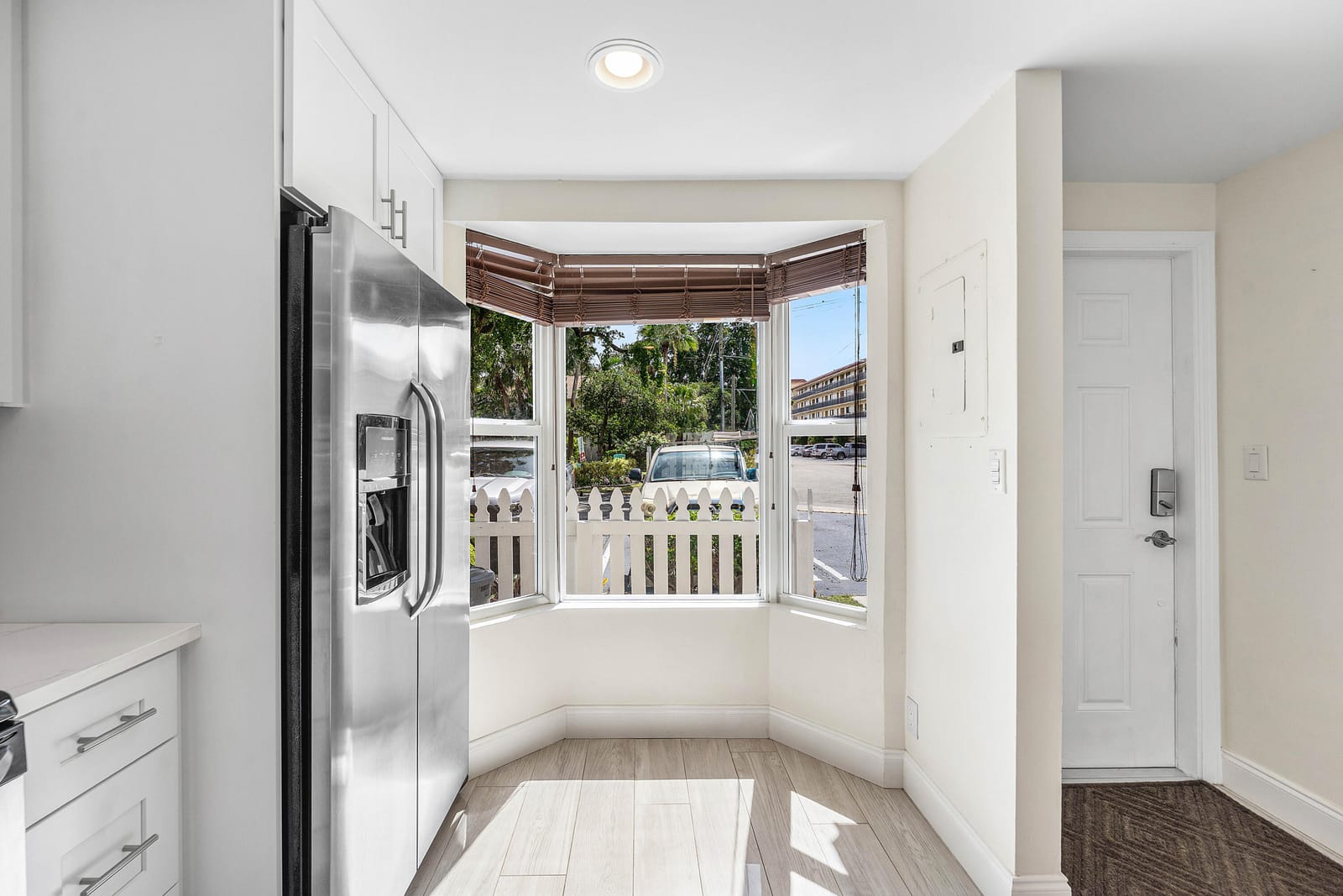 2503 NE 15th Street 2503 — photo 3