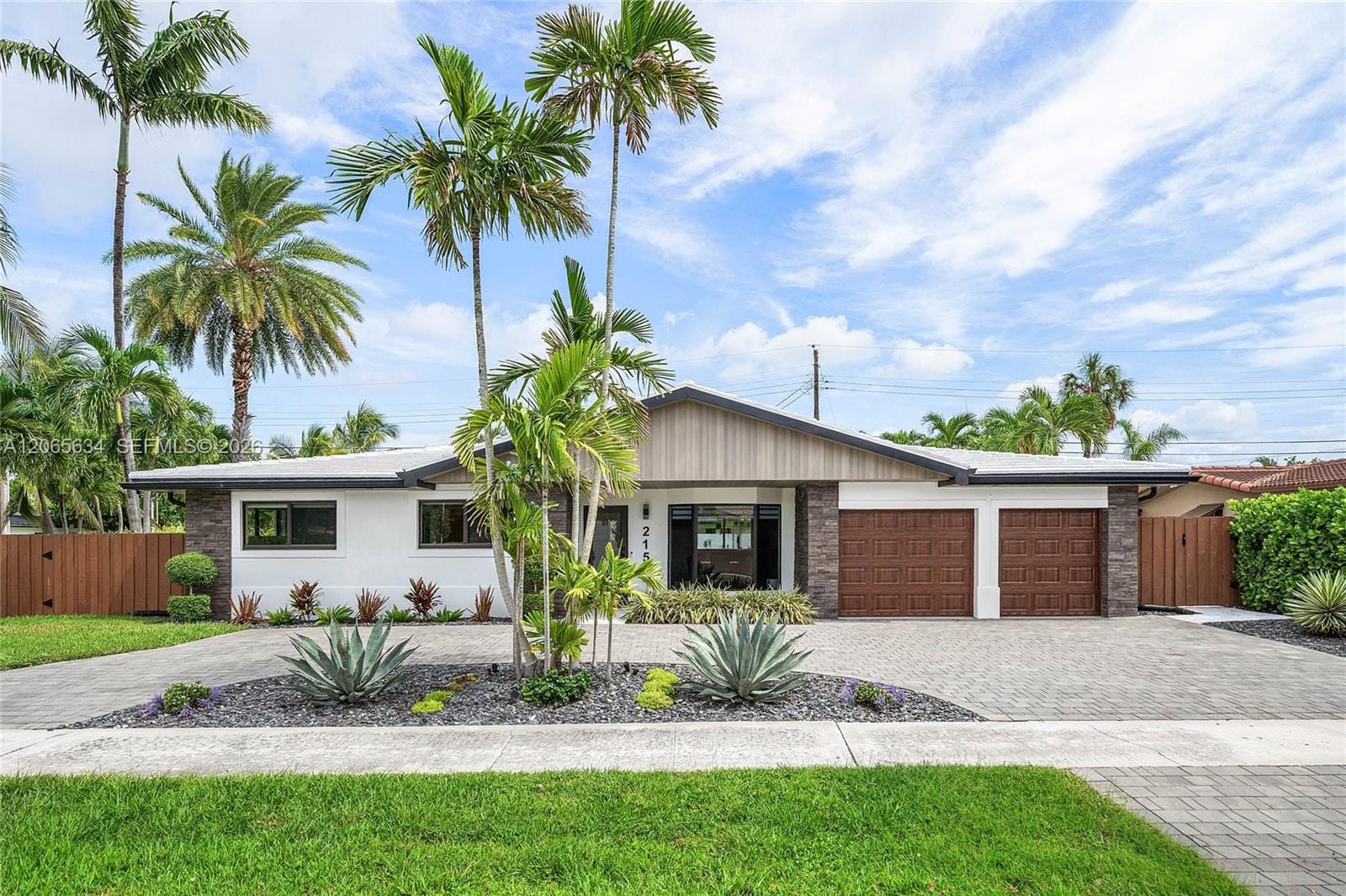 2153 Imperial Point Drive — photo 3