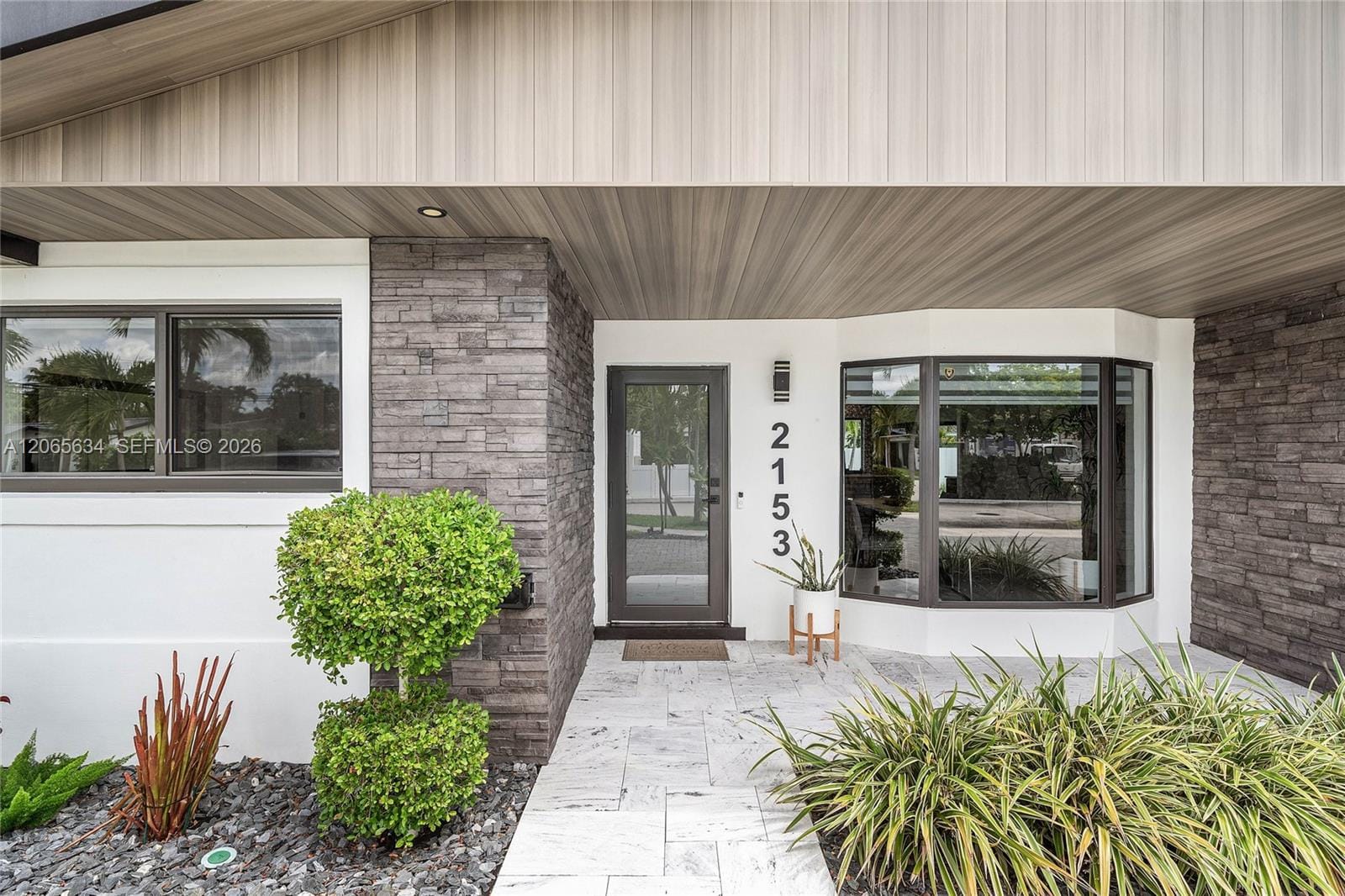 2153 Imperial Point Drive — photo 5