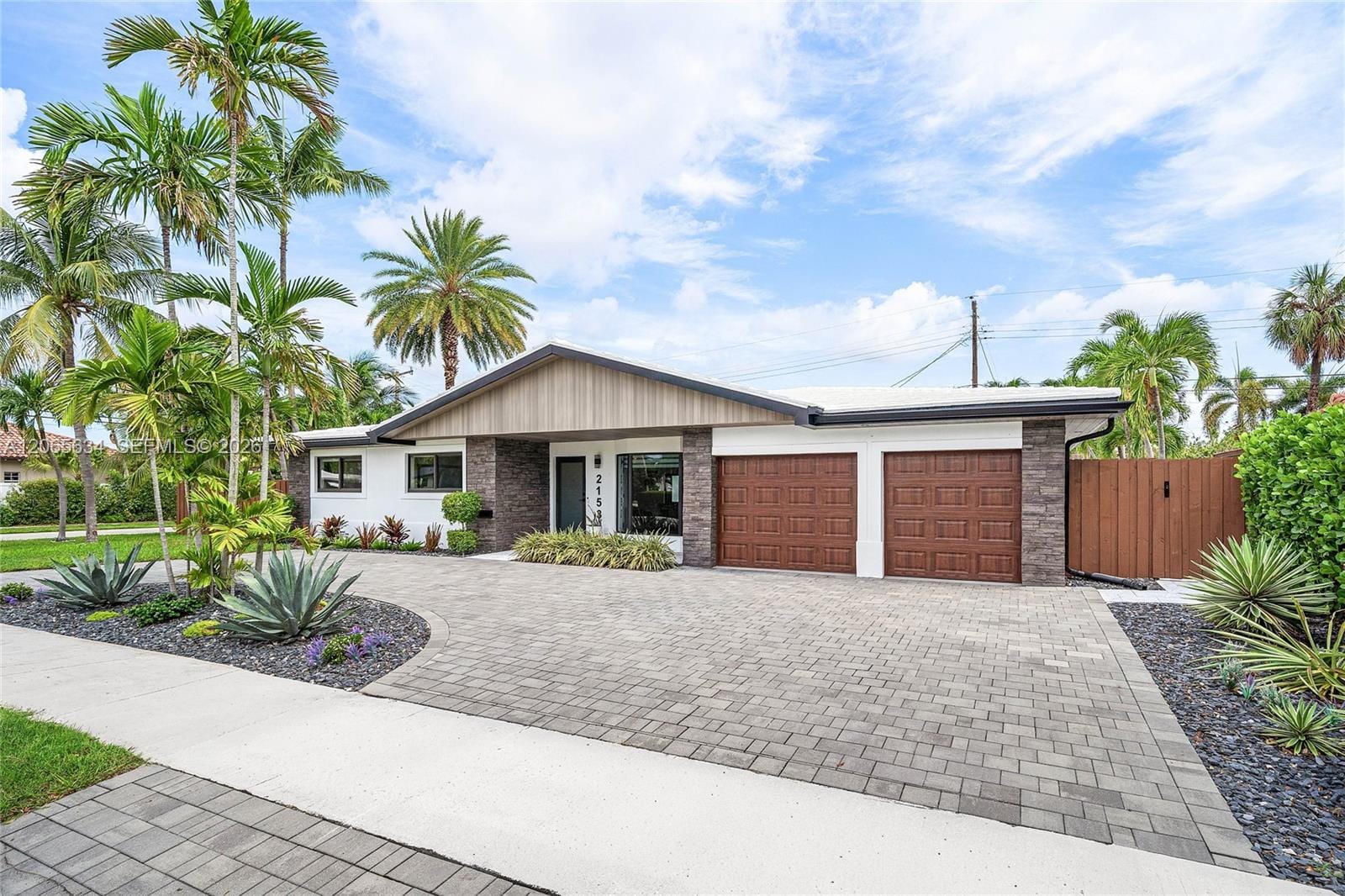 2153 Imperial Point Drive — photo 10
