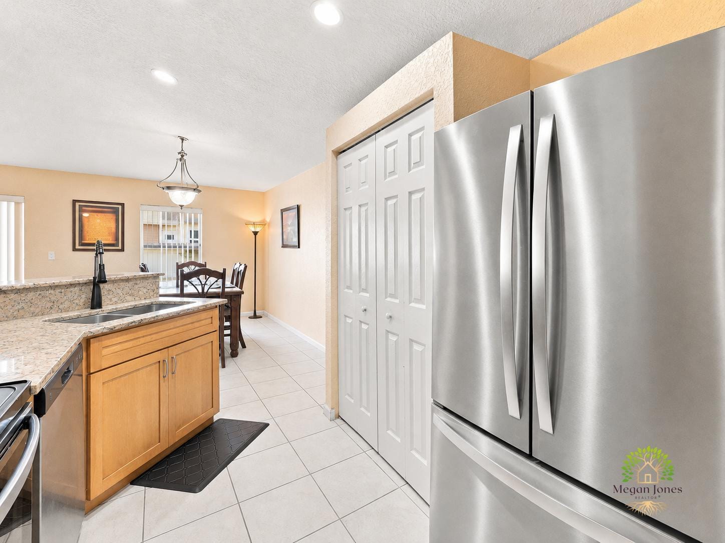 5863 AZALEA Circle — photo 9