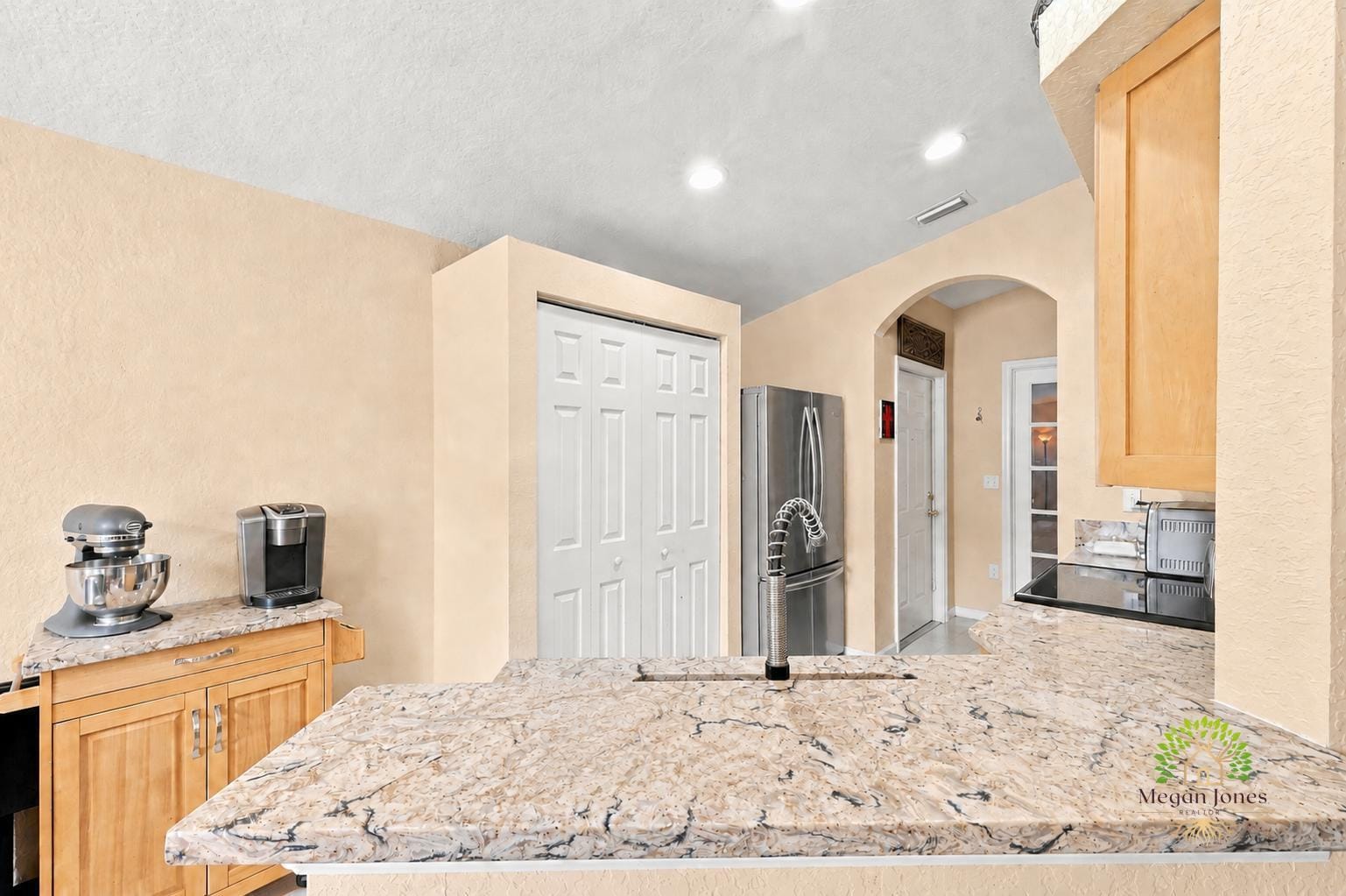 5863 AZALEA Circle — photo 10
