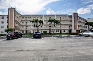 3008 Guildford A, sold in Hythe At Century Village Condo, Boca Raton, FL