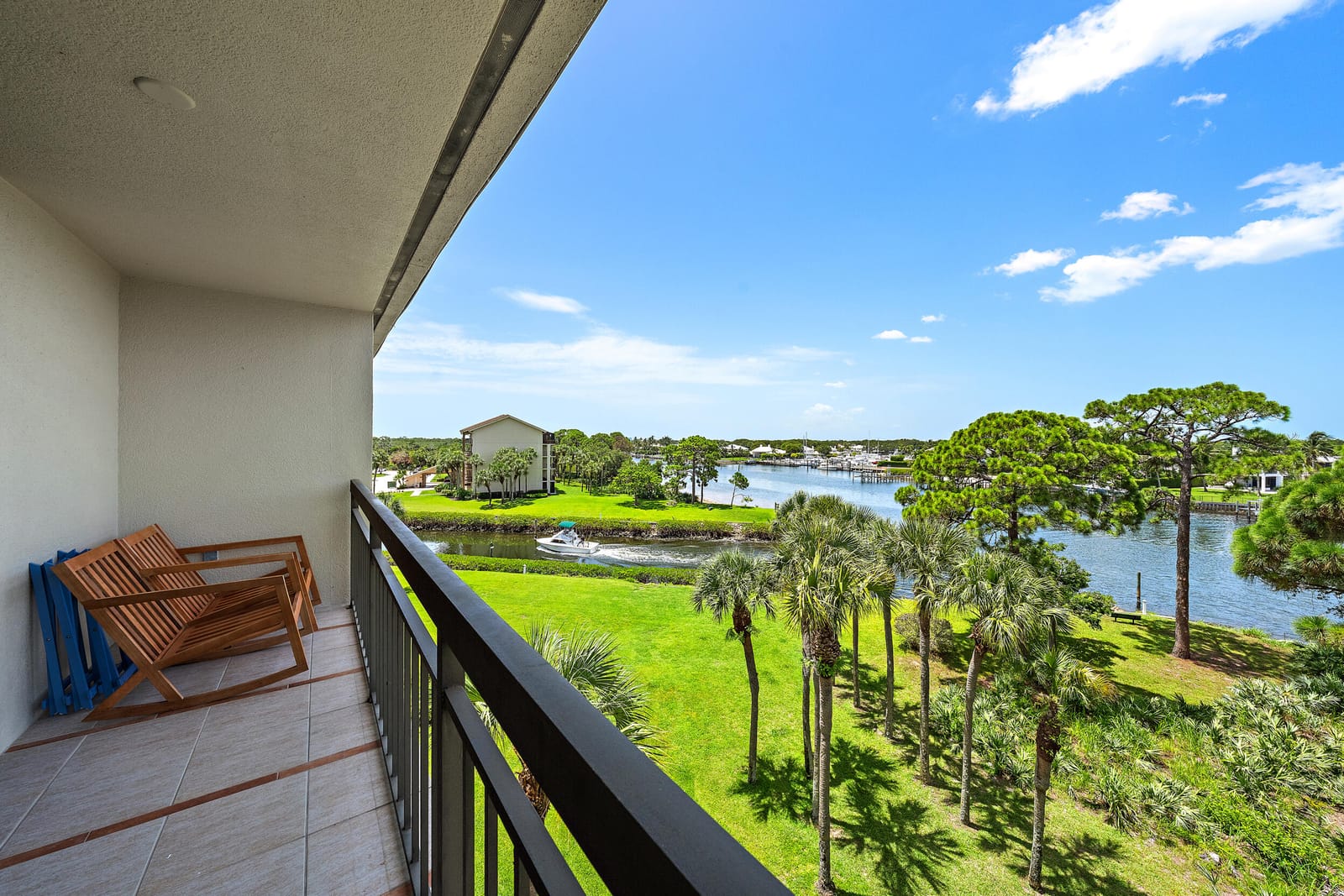 2201 Marina Isle Way 506 — photo 2