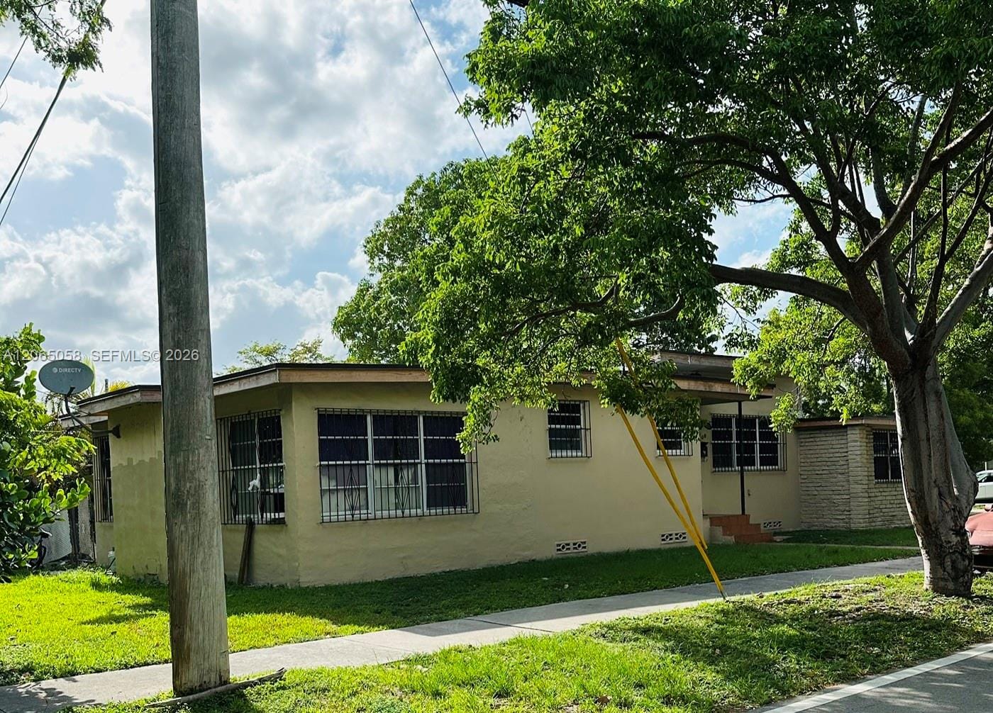 1300 SW 58th Avenue, West Miami, FL 33144