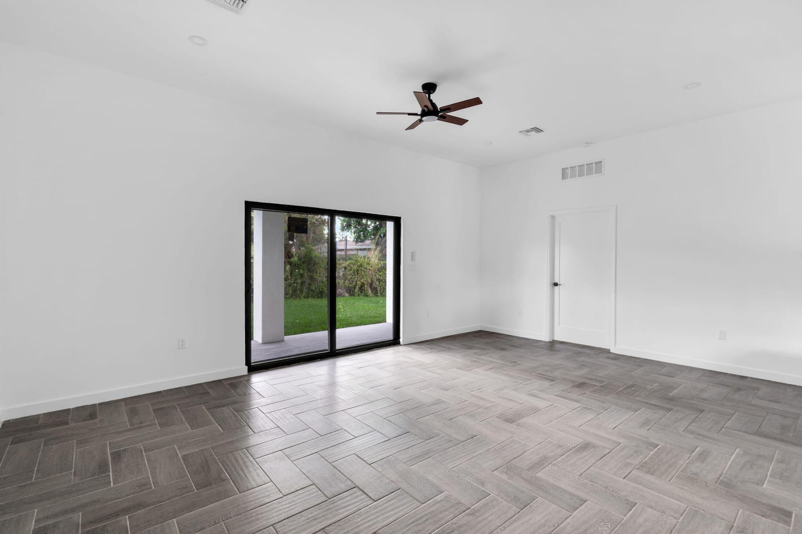 867 NW 27th Terrace, Fort Lauderdale, FL 33311 photo 8