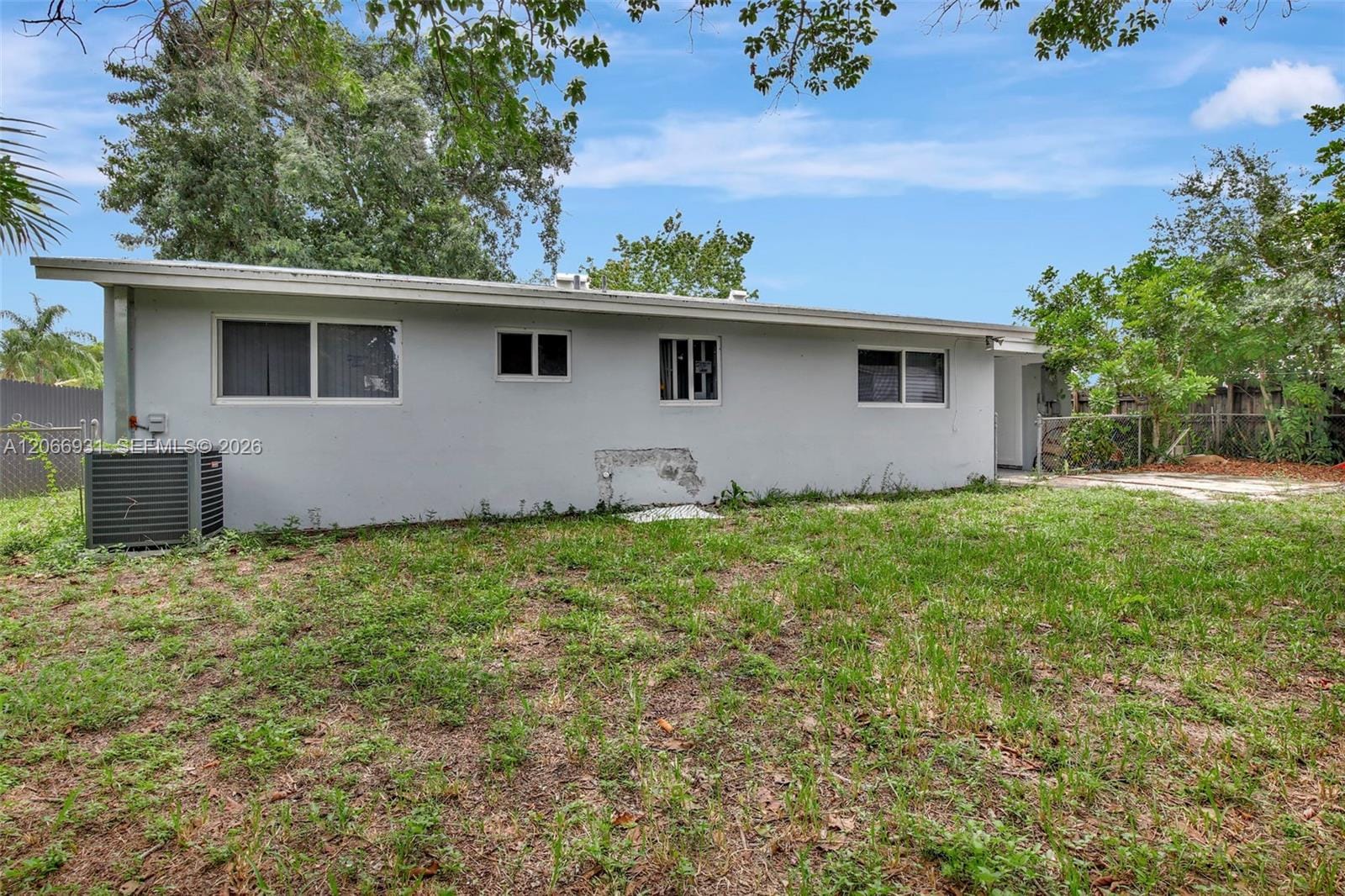 311 SW 68th Terrace, Pembroke Pines, FL 33023 photo 23