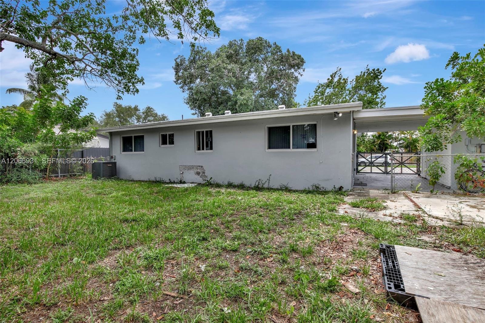 311 SW 68th Terrace, Pembroke Pines, FL 33023 photo 26