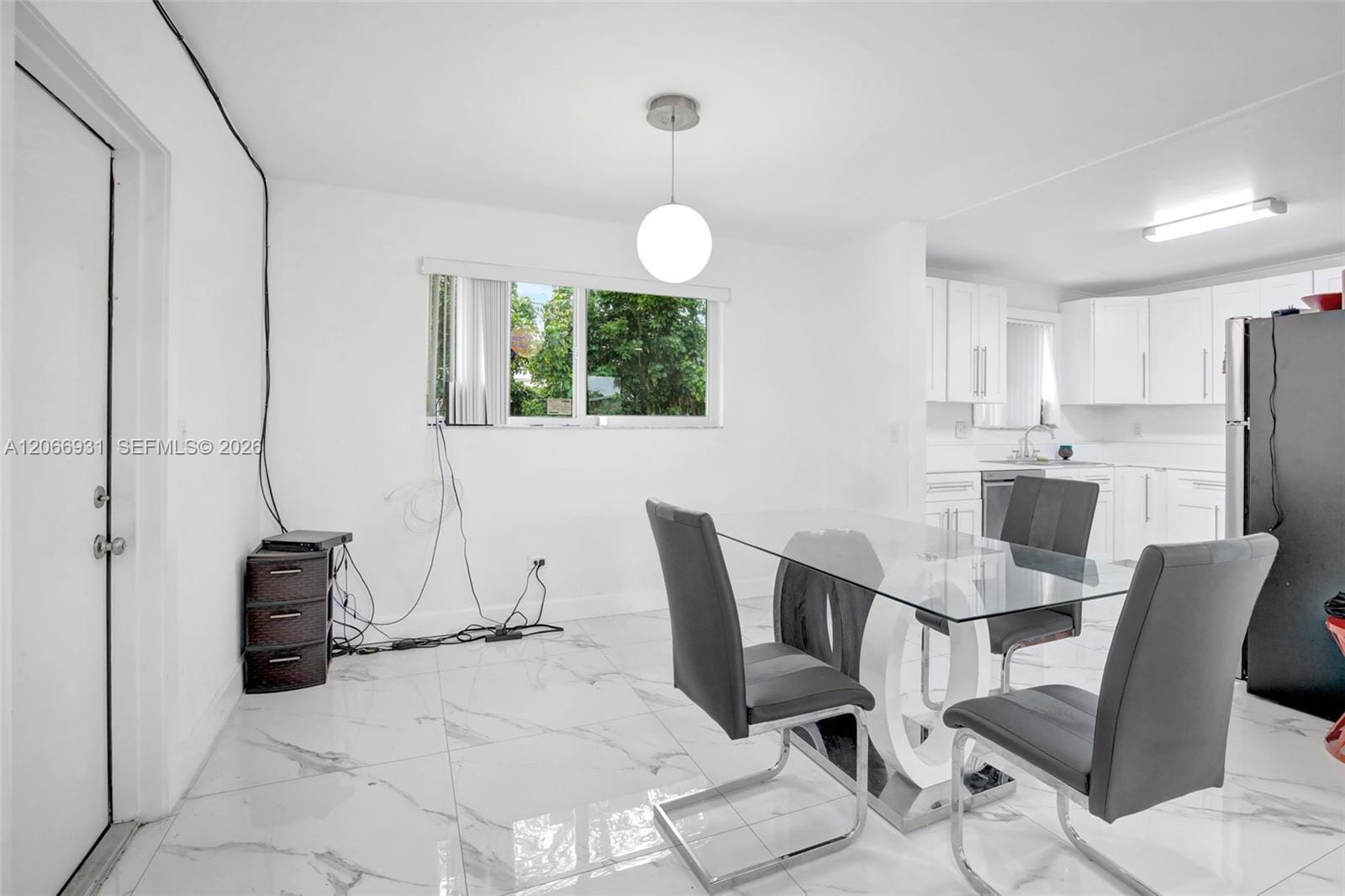 311 SW 68th Terrace — photo 8