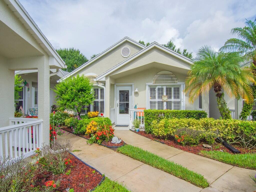 1201 NW LOMBARDY Drive, Port St. Lucie, FL 34986