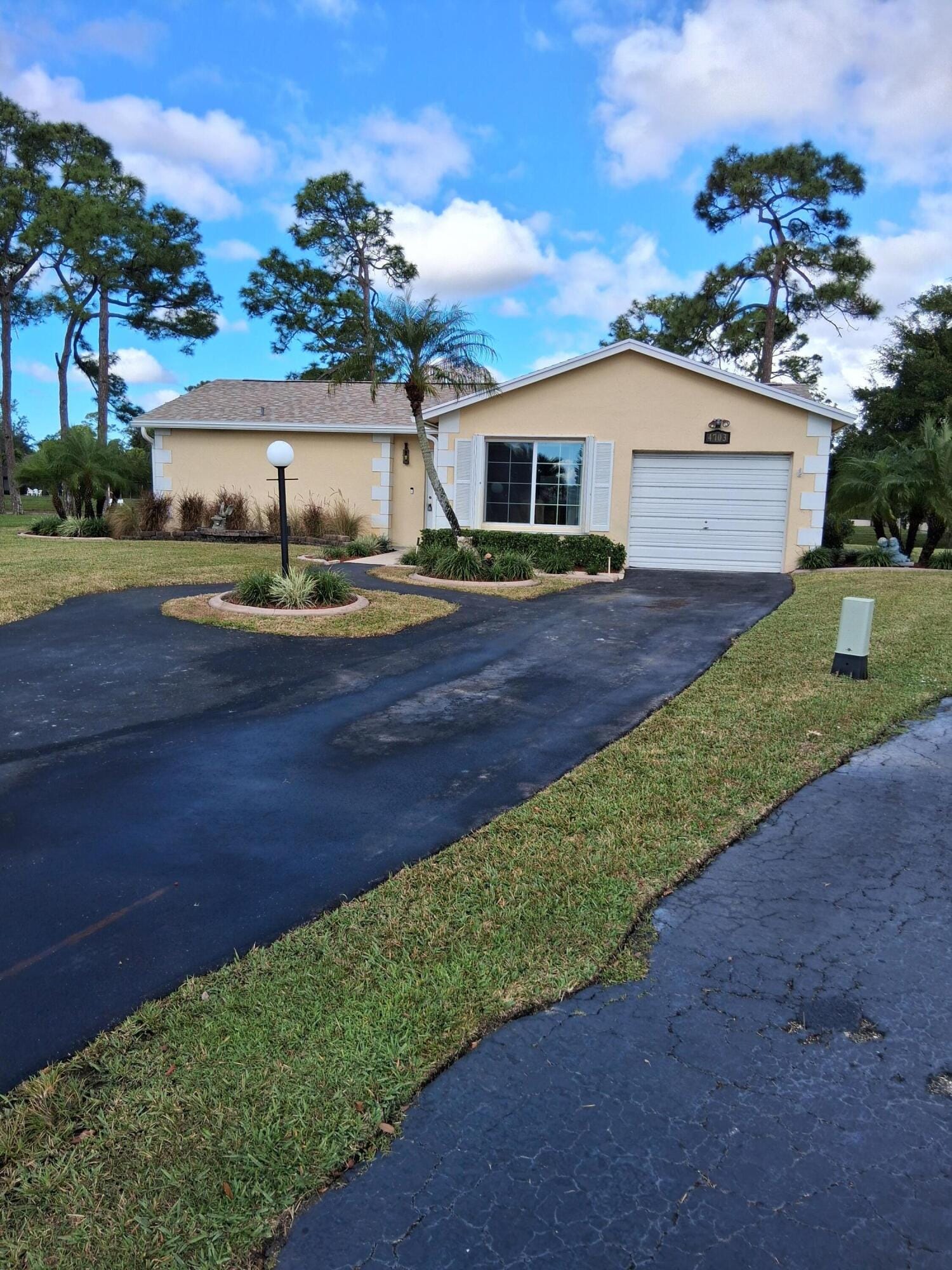 4703 Rainbow Drive — photo 4