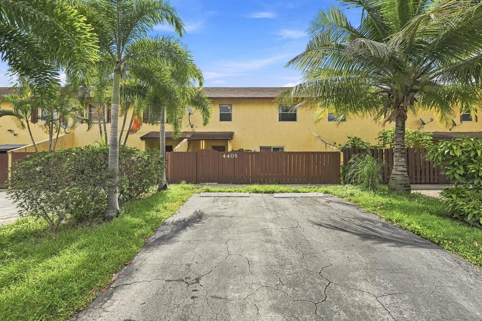 4408 NW 4TH Avenue, Deerfield Beach, FL 33064 photo 24