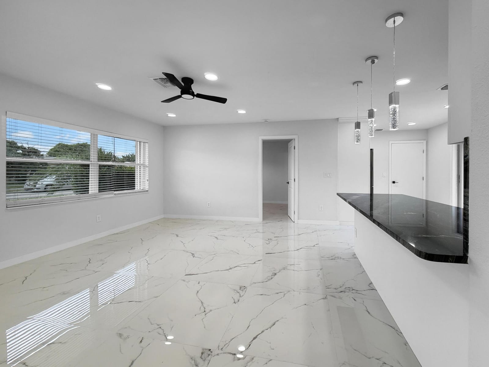 2030 NE 1st Lane — photo 8