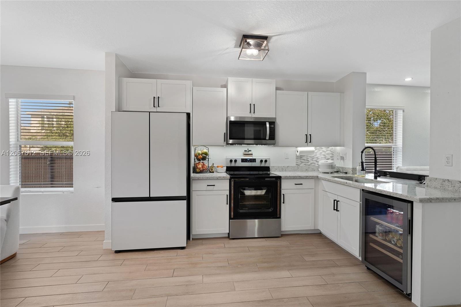 572 NE 6th Place, Homestead, FL 33034 photo 15